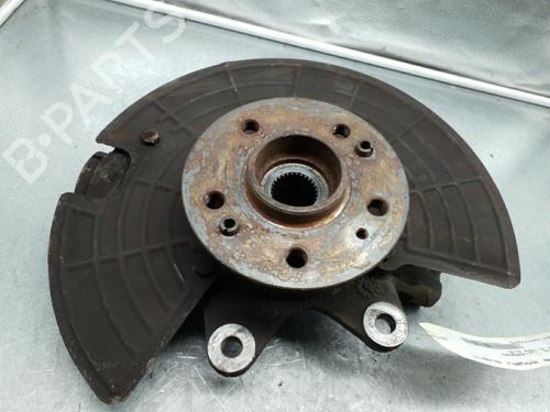 Used Right front steering knuckle Right front steering knuckle MERCEDES-BENZ M-CLASS (W163) ML 55 AMG (163.174) (347 hp) 25088636 25088636