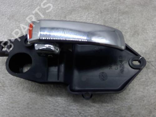 Used Front right interior door handle FIAT 500 (312_) 1.2 (312AXA1A) (69 hp) 25111262