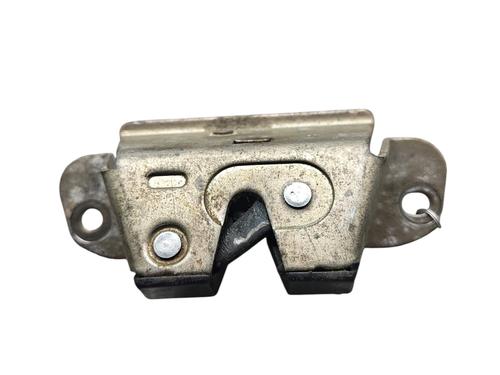 Used Tailgate lock Tailgate lock PEUGEOT 107 (PM_, PN_) 1.4 HDi (54 hp) 25770111 25770111