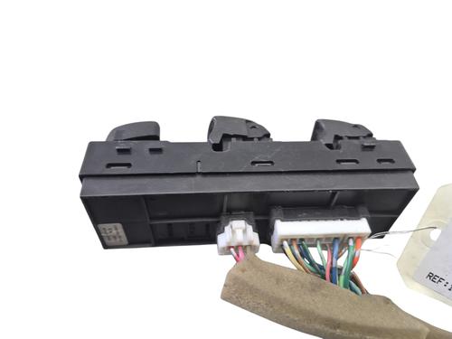 Used Left front window switch Left front window switch NISSAN JUKE (F15) 1.5 dCi (110 hp) 25056158 25056158