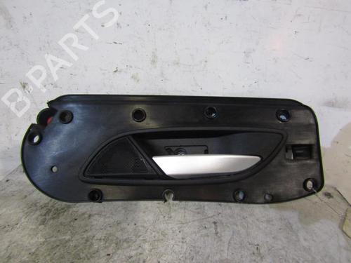 Højre fortil invendig håndtag FIAT GRANDE PUNTO (199_) 1.3 D Multijet (75 hp) 25105937