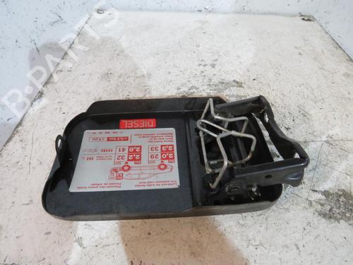 Used Fuel flap Fuel flap MERCEDES-BENZ E-CLASS (W210) E 220 D (210.004) (95 hp) 25109942 25109942