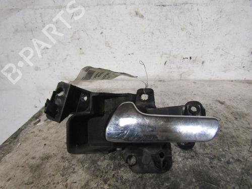 Used Front left interior door handle OPEL ZAFIRA A MPV (T98) 2.2 DTI 16V (F75) (125 hp) 25070273