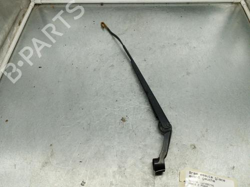 Used Front windshield wiper arm TOYOTA YARIS (_P13_) [2010-2020]  25104152