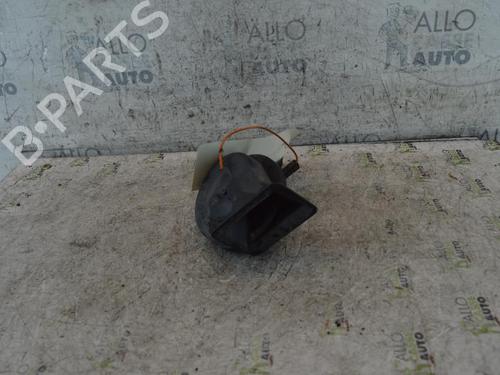 Used Horn RENAULT 21 Saloon (L48_) 2.1 D (L48V, L48O) (72 hp) 25086749