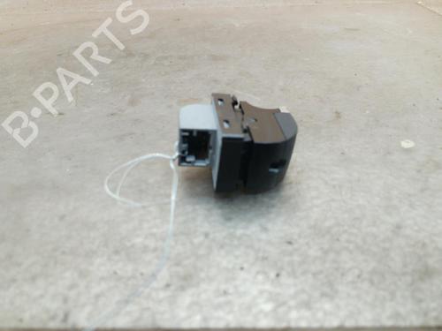 Used Left rear window switch Left rear window switch AUDI A3 Sportback (8PA) RS3 quattro (340 hp) 25105346 25105346