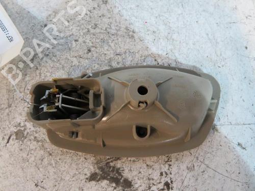 Used Front right interior door handle Front right interior door handle RENAULT GRAND SCÉNIC III (JZ0/1_) 1.4 16V (JZ0F) (131 hp) 25067550 25067550