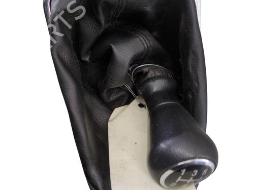 Used Shift knob CITROËN C5 III Break (RW_) 1.6 HDi 110 (RW9HZC) (109 hp) 31708555