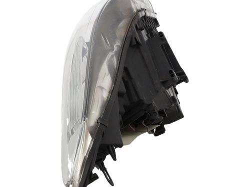 right-headlight-renault-megane-iii-hatchback-bz01_-b3_-2008-38939573 main image
