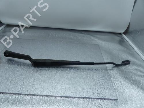 Used Front windshield wiper arm SEAT LEON (1M1) 1.9 TDI (110 hp) 25083296