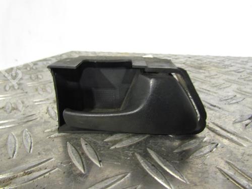 Used Rear right interior door handle VW GOLF III (1H1) 1.9 TDI (90 hp) 25084713