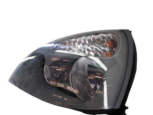 Used Left headlight RENAULT CLIO II (BB_, CB_) 1.2 16V (BB05, BB0W, BB11, BB27, BB2T, BB2U, BB2V, CB05,... (75 hp) 28128187