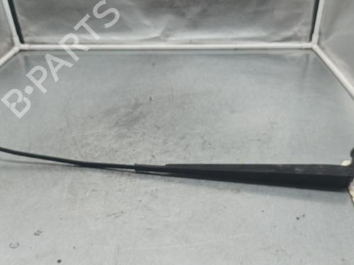 Used Front windshield wiper arm Front windshield wiper arm TOYOTA YARIS (_P1_) 1.5 (NCP13_, NCP13R) (106 hp) 25077602 25077602