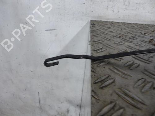 front-windshield-wiper-arm-lancia-ypsilon-843_-2003-2004-2005-2006-2007-2008-2009-2010-2011-25091436 main image