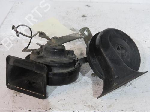Used Horn TOYOTA AVENSIS (_T25_) 2.0 D-4D (CDT250_, CDT250R) (116 hp) 25069277
