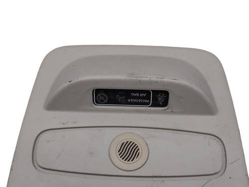 interior-roof-light-renault-captur-i-j5_-h5_-2013-29429130 main image