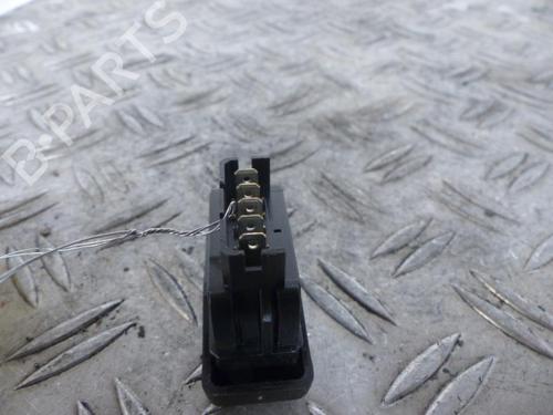 Used Right front window switch Right front window switch DACIA LOGAN (LS_) 1.5 dCi (LS0K) (68 hp) 25107352 25107352