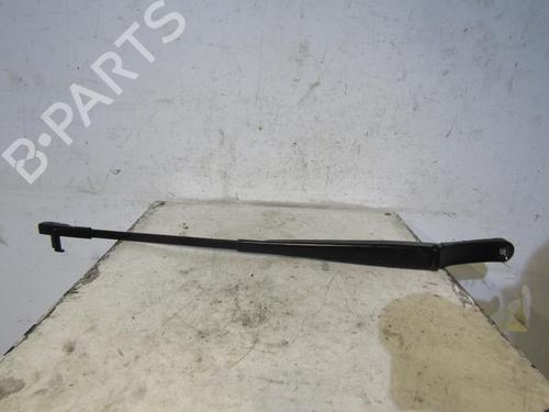 Used Front windshield wiper arm VW TOURAN (1T1, 1T2) 2.0 TDI (136 hp) 25090545