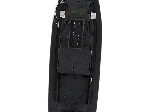 Used Left front window switch Left front window switch PEUGEOT 208 I (CA_, CC_) 1.2 VTI 82 (82 hp) 33804261 33804261