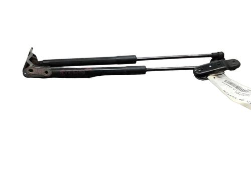 Used Tailgate lift support TOYOTA YARIS (_P13_) 1.5 (NSP131_) (112 hp) 25087265