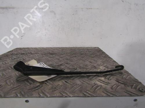 Used Rear windshield wiper arm TOYOTA AVENSIS (_T25_) 2.0 D-4D (CDT250_, CDT250R) (116 hp) 25095668