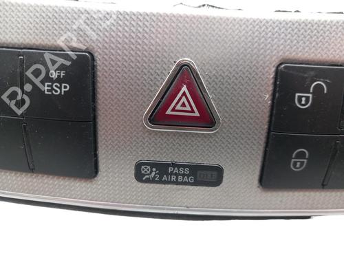 Used Warning switch MERCEDES-BENZ CLK (C209) CLK 220 CDI (209.308) (150 hp) 25053781
