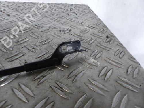 front-windshield-wiper-arm-vw-passat-b7-362-2010-2011-2012-2013-2014-2015-2016-25108176 main image