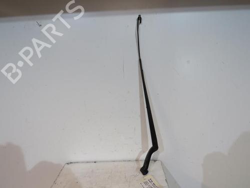 Used Front windshield wiper arm TOYOTA COROLLA (_E12_) 1.4 VVT-i (ZZE120_, ZZE120R) (97 hp) 25112927