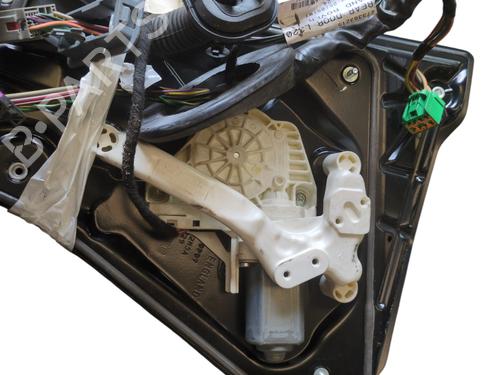 Used Rear left window mechanism Rear left window mechanism LAND ROVER RANGE ROVER SPORT I (L320) 3.6 D 4x4 (272 hp) 25895319 25895319