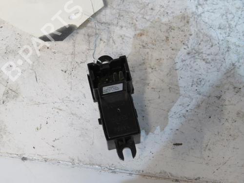 left-rear-window-switch-nissan-primera-hatchback-p12-2002-25114417 main image