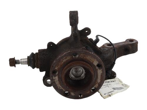 Used Right front steering knuckle Right front steering knuckle RENAULT MASTER III Van (FV) 2.3 dCi 125 FWD (FV0C, FV0D, FV0G, FV0H, FV0J, FV0K,... (125 hp) 40094082 40094082