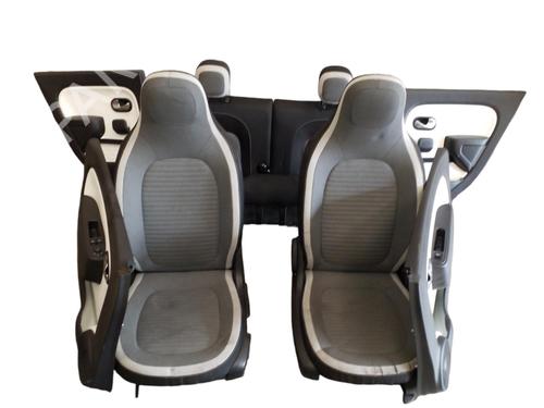 Used Seats set Seats set RENAULT TWINGO III (BCM_, BCA_) 0.9 TCe 90 (BCM9, BCM2) (90 hp) 25102870 25102870