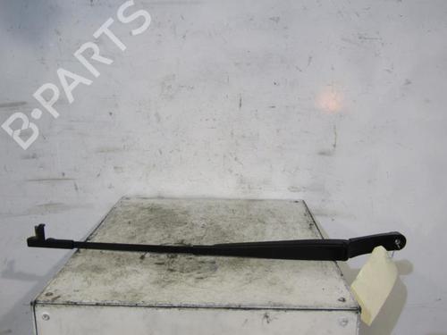 Used Front windshield wiper arm VW TOURAN (1T1, 1T2) 1.9 TDI (105 hp) 25105966
