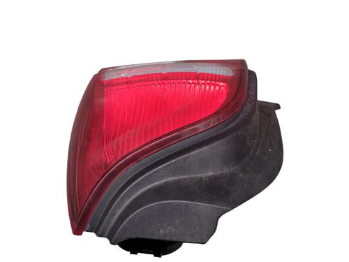 Used Right taillight Right taillight 32325580 32325580