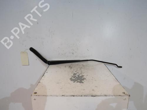 Used Front windshield wiper arm FORD FUSION (JU_) 1.4 TDCi (68 hp) 25083977