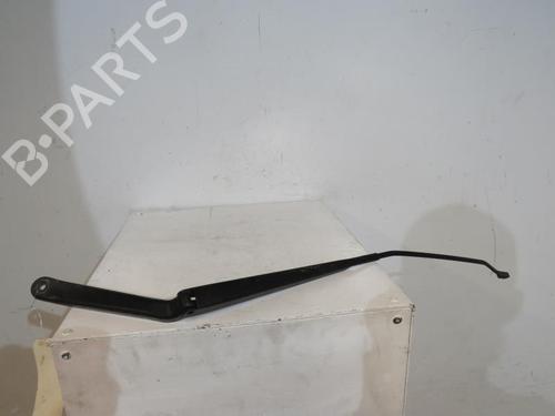 Used Front windshield wiper arm FORD FUSION (JU_) 1.4 TDCi (68 hp) 25083736