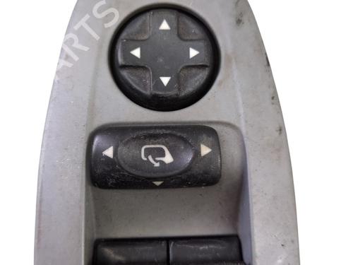 Left front window switch PEUGEOT 208 I (CA_, CC_) 1.2 VTI 82 | BP28130651I27 