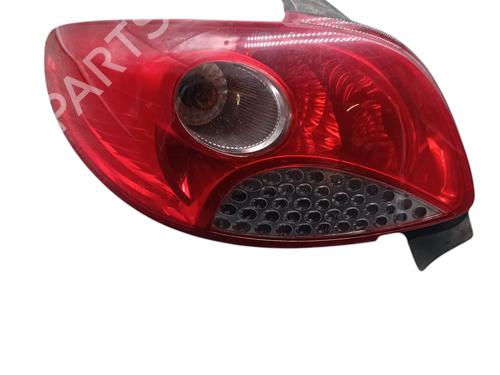 Used Left taillight PEUGEOT 206+ (2L_, 2M_) 1.4 i (73 hp) 27329257