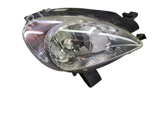 Right headlight CITROËN XSARA PICASSO (N68) 1.8 16V | BP27592591C29 