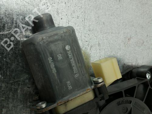 Rudehejsemekanisme Højre foran SKODA OCTAVIA III Combi (5E5, 5E6) 1.4 TSI (150 hp) 25104176