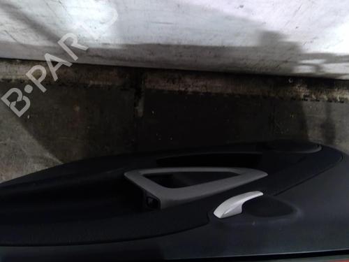 Dør højre fortil Dør højre fortil SMART FORTWO Coupe (453) 1.0 (453.342, 453.343) (71 hp) 25110594 25110594