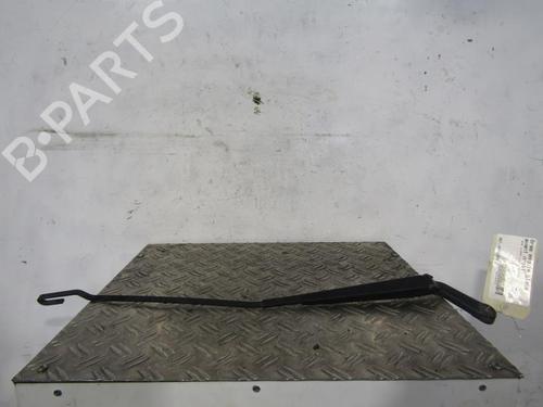 Used Front windshield wiper arm SKODA OCTAVIA I (1U2) 1.9 TDI (90 hp) 25084619