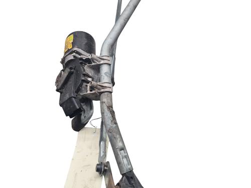 Used Front wiper motor RENAULT KANGOO Express (FW0/1_) 1.5 dCi 75 (FW07, FW10, FW04) (75 hp) 26240323
