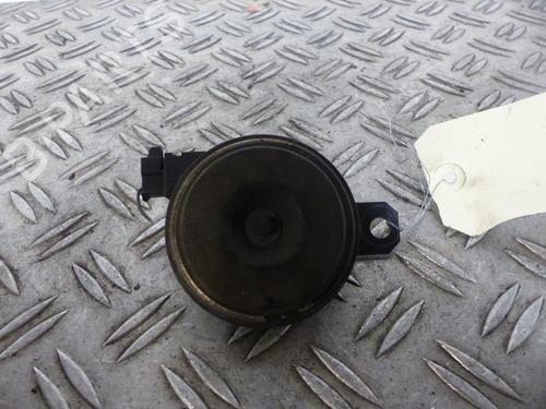 Horn TOYOTA YARIS (_P13_) 1.4 D (NLP130_, NLP130) (90 hp) 25065478