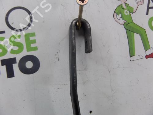 Used Front windshield wiper arm Front windshield wiper arm 25115027 25115027