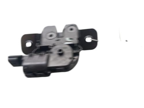 Used Tailgate lock RENAULT CLIO V (B7_) 1.6 E-TECH 140 (B7MU) (140 hp) 25053517
