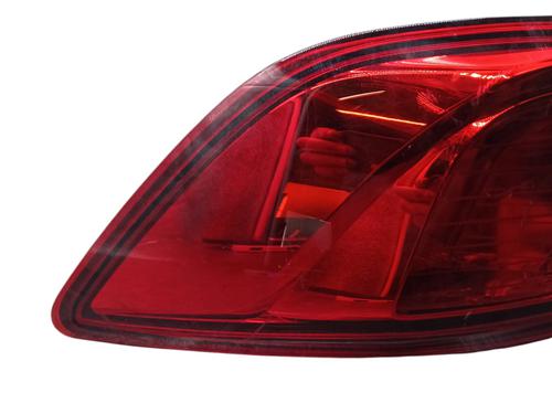 right-taillight-renault-clio-iv-bh_-2012-2013-2014-2015-2016-2017-2018-2019-2020-2021-30392269 main image