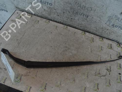 Used Front windshield wiper arm HONDA HR-V (GH_) 1.6 16V (GH1, GH3) (105 hp) 25097371
