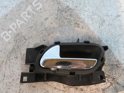Used Rear left interior door handle PEUGEOT 407 (6D_) 2.0 HDi 135 (6DRHRH, 6DRHRE, 6DRHRG, 6DRHRJ) (136 hp) 25081076