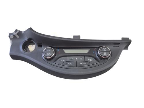 Climate control TOYOTA YARIS (_P13_) 1.5 Hybrid (NHP130_, NHP130) | BP26031260I5 